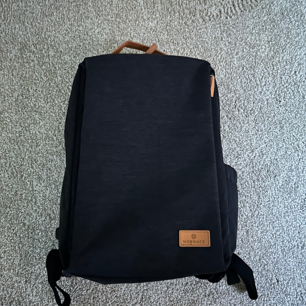 NWOT Nordace laptop backpack